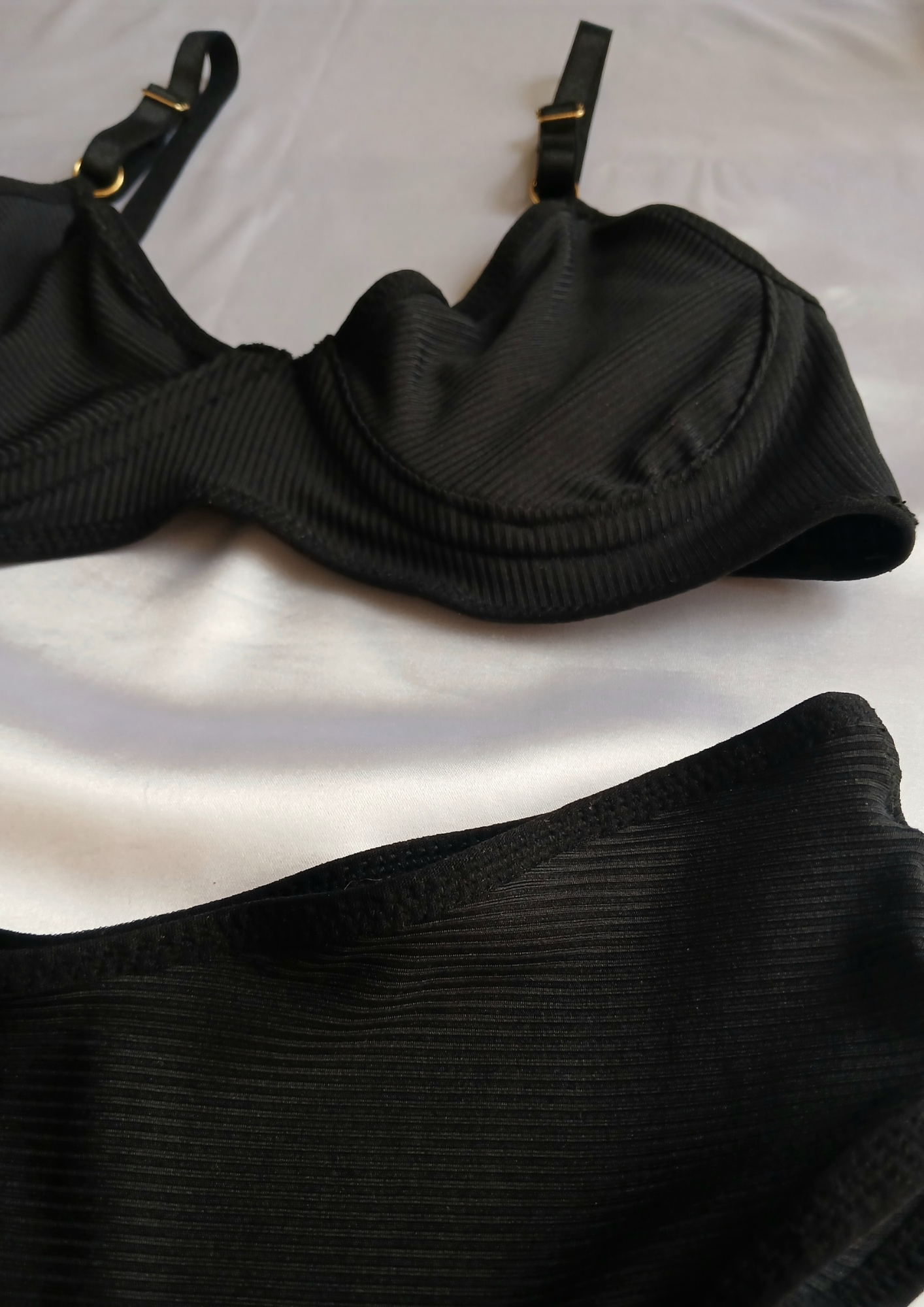 Conjunto Emily